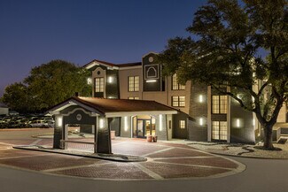 Plus de détails pour 12822 N Interstate 35, Live Oak, TX - Hôtellerie à vendre