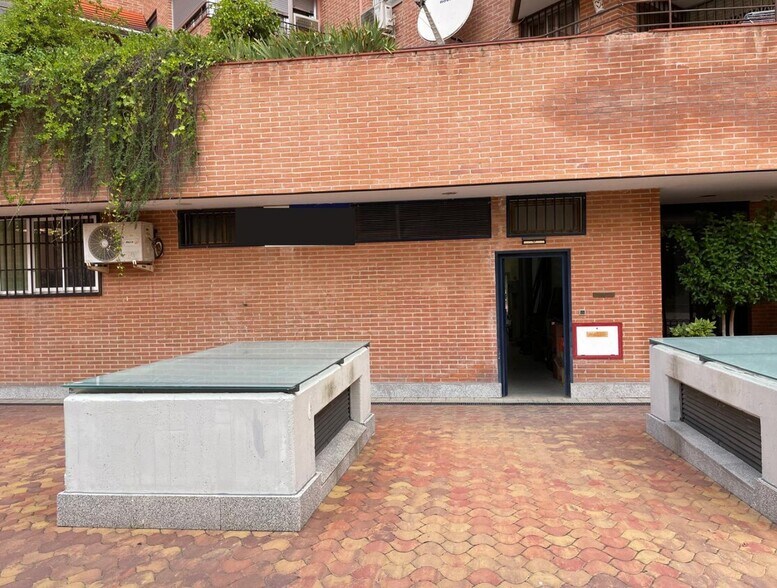 View Photo