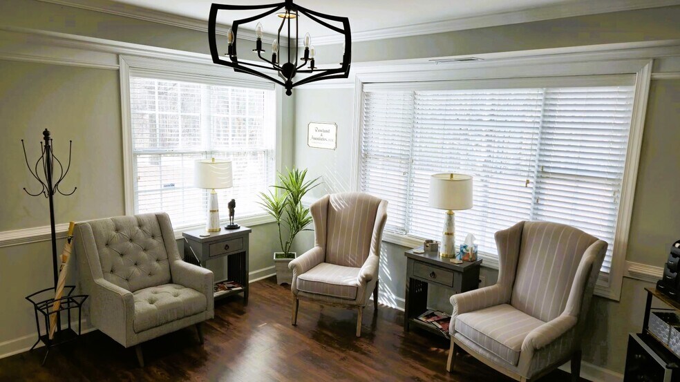 3883 Rogers Bridge Rd, Duluth, GA à vendre - Photo de l’immeuble – Image 2 sur 4