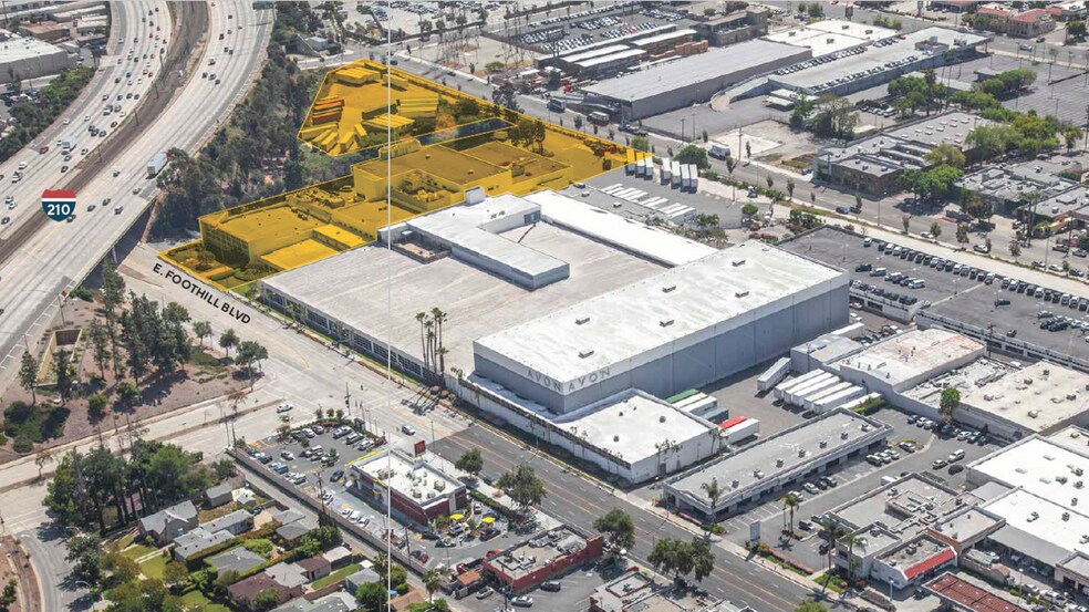 2940 E Foothill Blvd, Pasadena, CA à vendre - Aérien – Image 2 sur 10