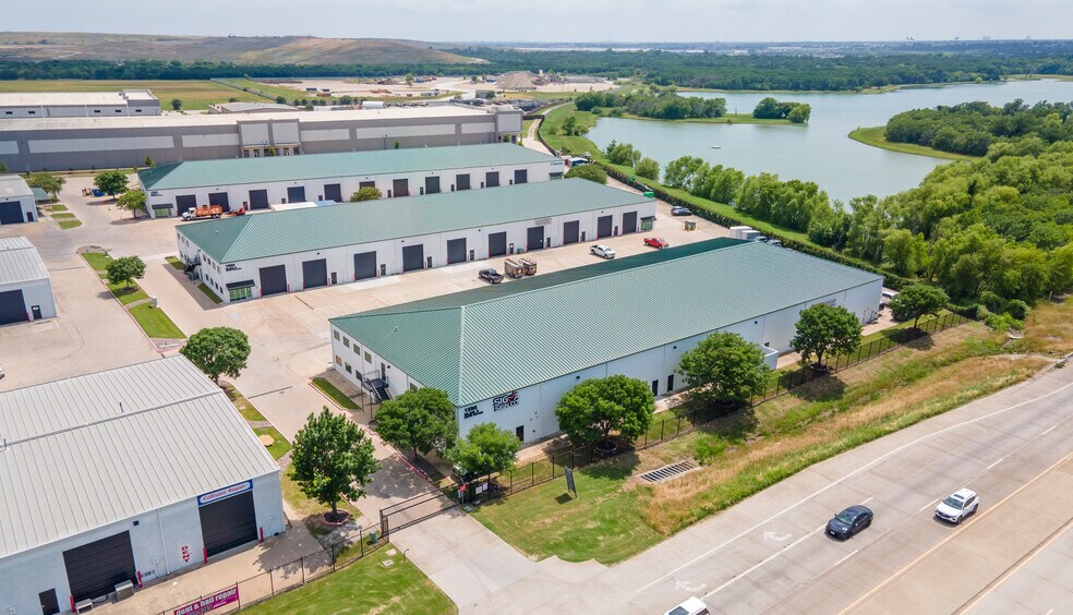 1620 E State Highway 121, Lewisville, TX à louer - Photo de l’immeuble – Image 2 sur 8
