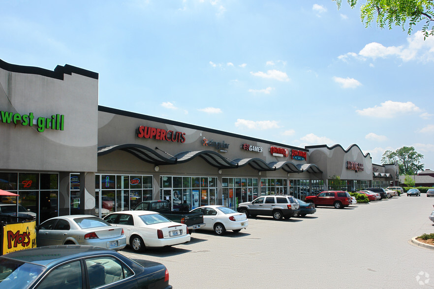 2001 S Hurstbourne Pky, Louisville, KY à louer - Photo de l’immeuble – Image 3 sur 11