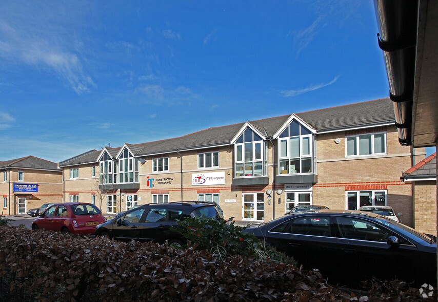2-5 Faraday Rd, Guildford à louer - Photo principale – Image 1 sur 14