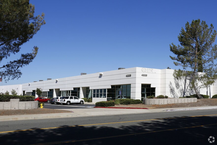 43339 Business Park Dr, Temecula, CA à louer - Photo de l’immeuble – Image 3 sur 4
