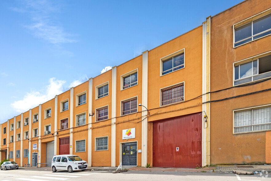 Industriel/Logistique dans Getafe, Madrid à louer - Photo principale – Image 1 sur 2