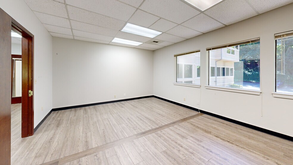 31919 1st Ave S, Federal Way, WA à louer - Numérisation 3D Matterport – Image 2 sur 10