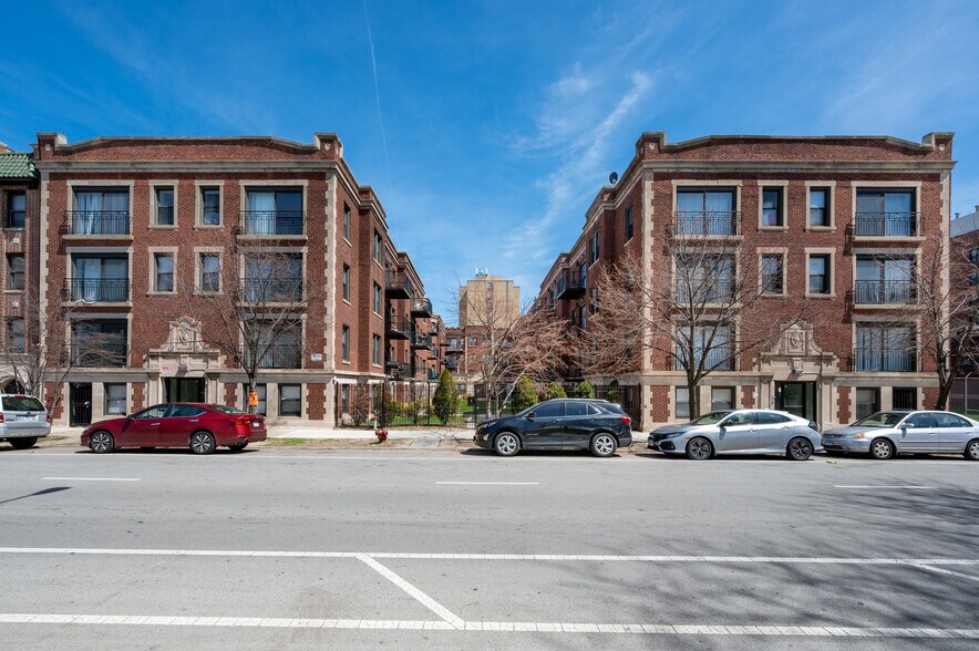 4627 S Drexel Blvd, Chicago, IL à vendre - Photo de l’immeuble – Image 1 sur 13
