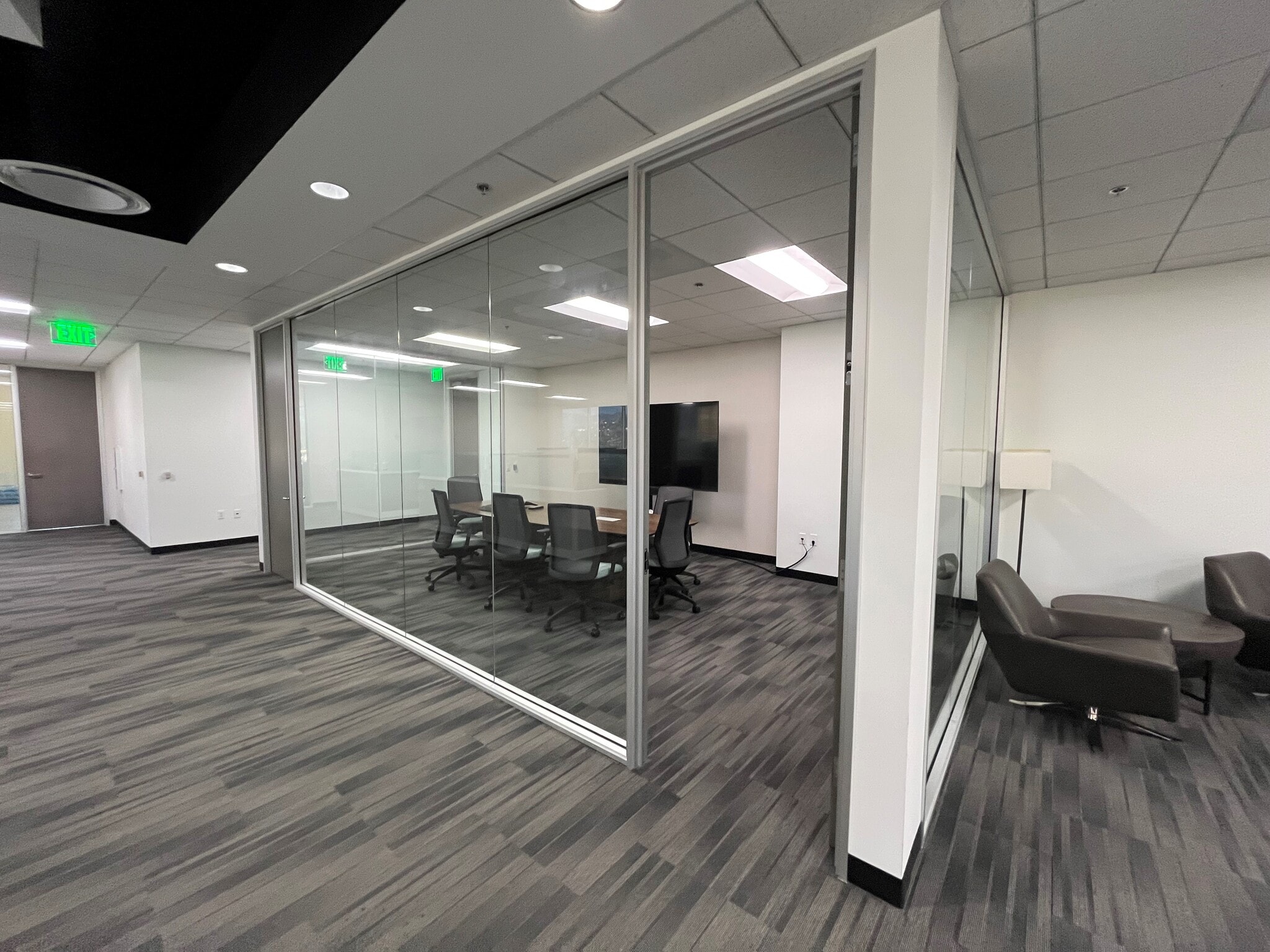 550 N Brand Blvd, Glendale, CA à louer Photo intérieure– Image 1 sur 9