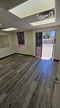 9410 De Soto Ave, Chatsworth, CA à louer Photo intérieure– Image 1 sur 6