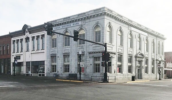 Downtown Sedalia Mixed-Use Buildings portefeuille de 2 biens à vendre sur LoopNet.fr Photo principale– Image 1 sur 3
