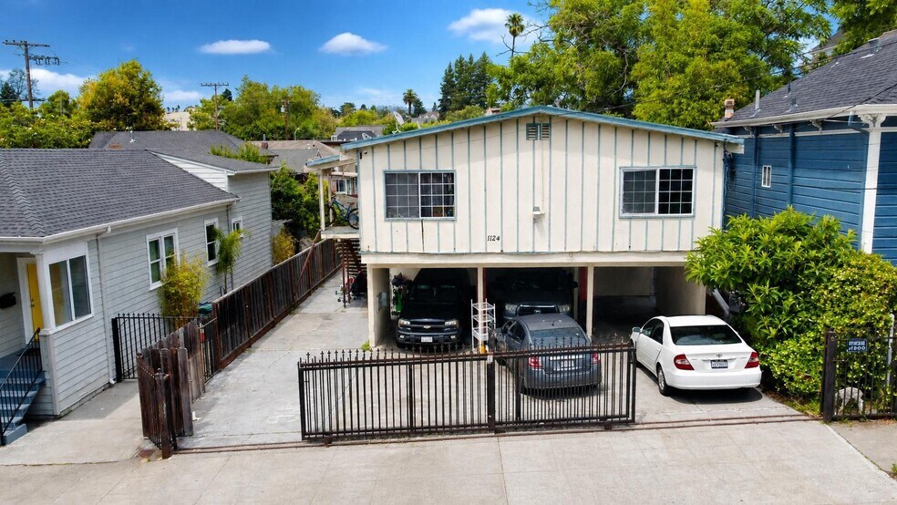 1124 E 20th St, Oakland, CA à vendre - Photo de l’immeuble – Image 1 sur 17