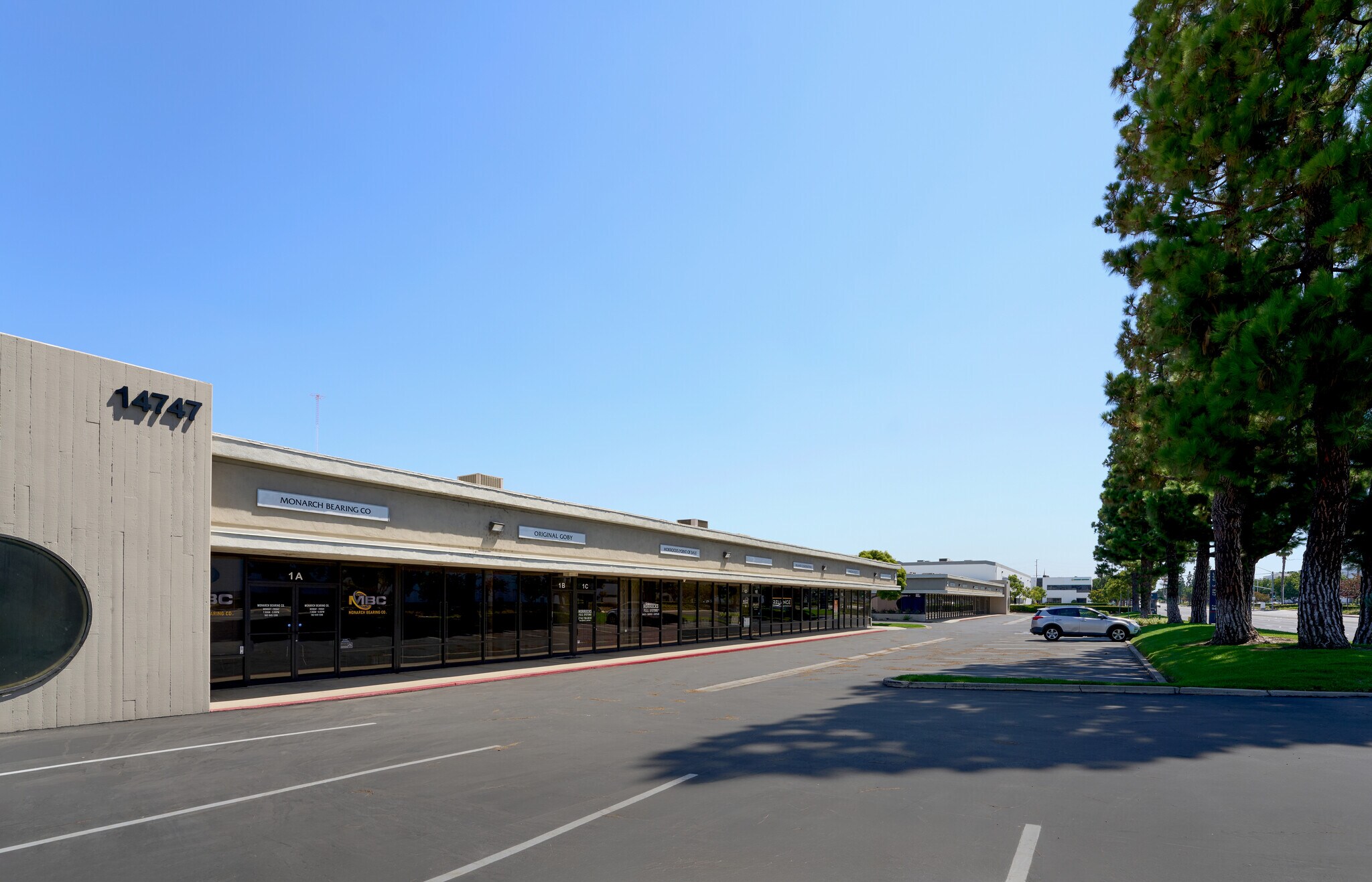 14747 Artesia Blvd, La Mirada, CA à louer Photo principale– Image 1 sur 8