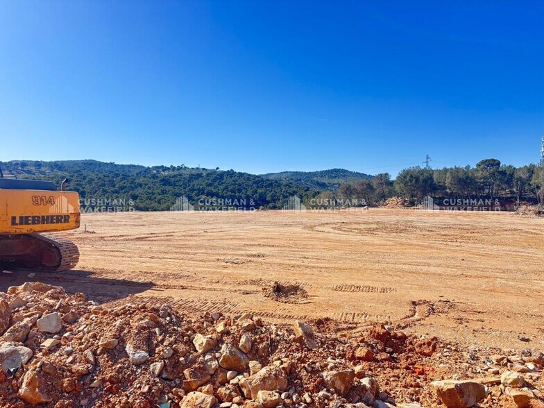Local d'activités dans La Ciotat à vendre - Photo de la construction – Image 3 sur 5