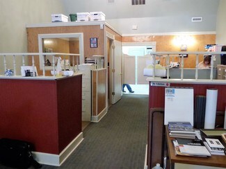 Plus de détails pour 107 N Main St, Monticello, IN - Local commercial à vendre