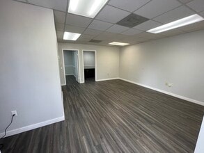 7800 Peters Rd, Plantation, FL à louer Photo intérieure– Image 2 sur 3