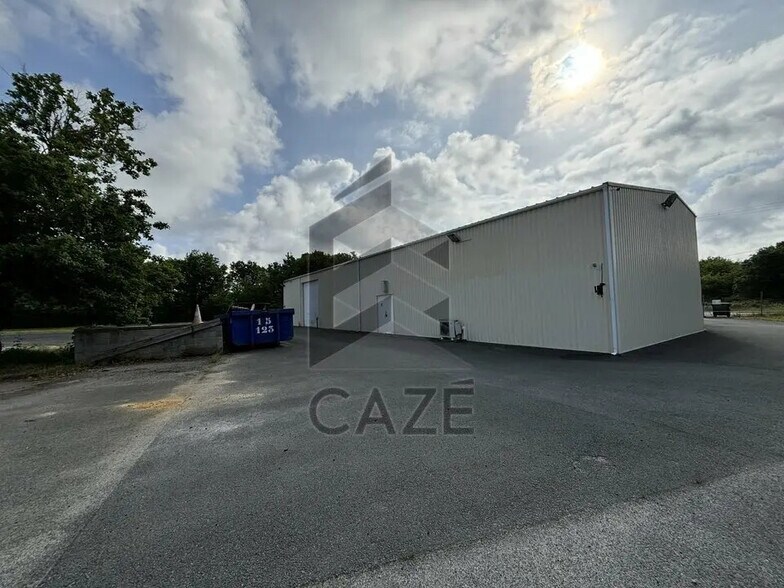 Local d'activités dans Escource à vendre - Photo de l’immeuble – Image 2 sur 8