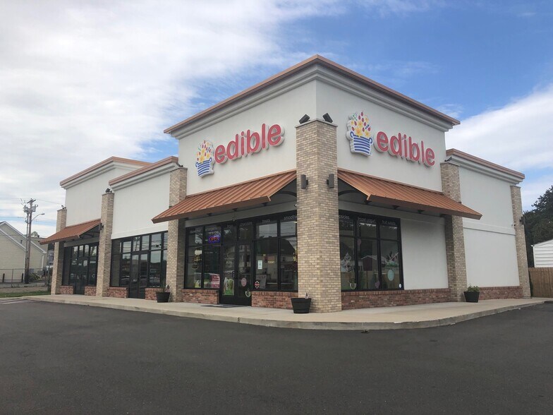 1920 Dixwell Ave, Hamden, CT à louer - Photo de l’immeuble – Image 2 sur 2