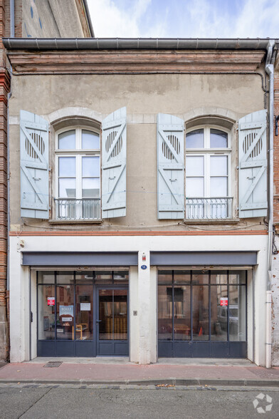 14 Rue Saint Charles, Toulouse à louer - Photo de l’immeuble – Image 2 sur 3