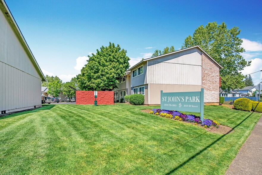 2610 R St, Vancouver, WA à vendre - Photo de l’immeuble – Image 2 sur 19