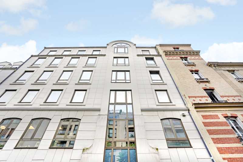 Bureau dans Neuilly-sur-Seine à louer - Photo de l’immeuble – Image 2 sur 14