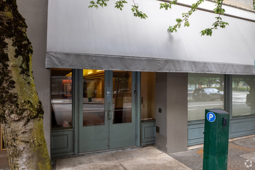 55 SW Yamhill St, Portland, OR à louer - Photo de l’immeuble – Image 3 sur 27