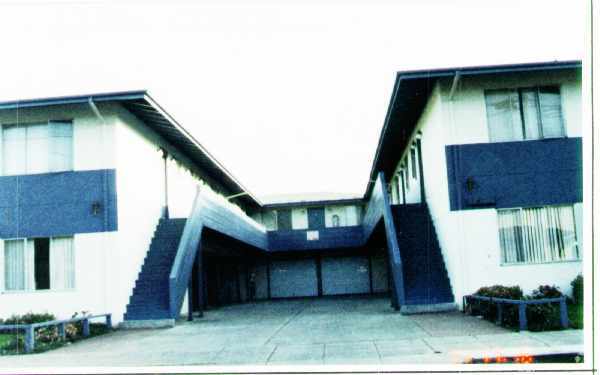1450 Hess Rd, Redwood City, CA à vendre - Photo de l’immeuble – Image 2 sur 3