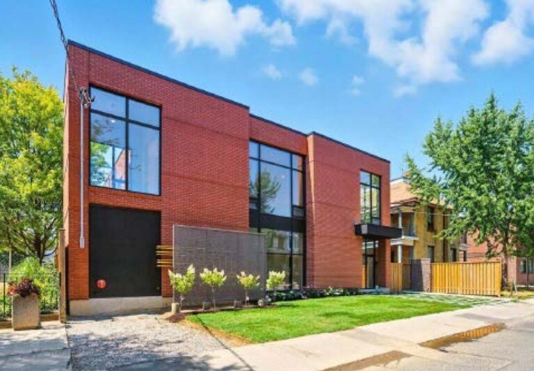 170 Perth Ave, Toronto, ON à louer Photo de l’immeuble– Image 1 sur 2