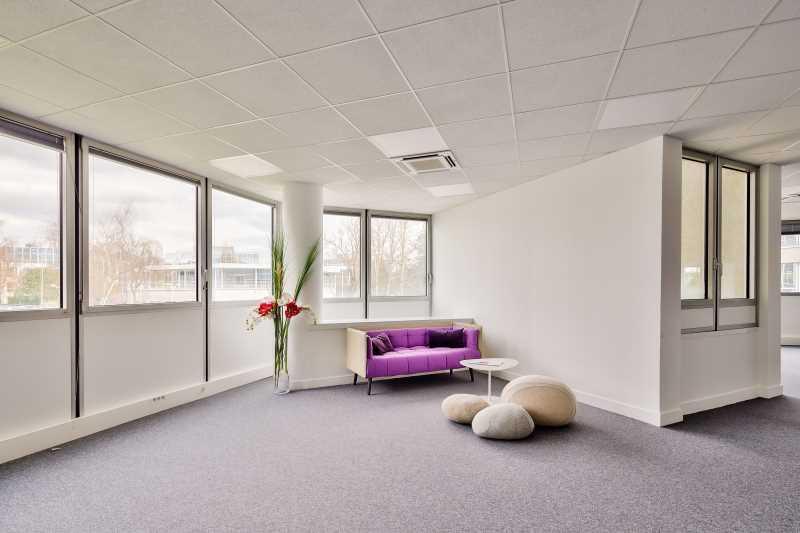 13 Avenue Morane Saulnier, Vélizy-Villacoublay à louer - Photo de l’immeuble – Image 3 sur 21