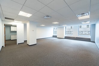 134 N LaSalle St, Chicago, IL à louer Photo intérieure– Image 2 sur 7