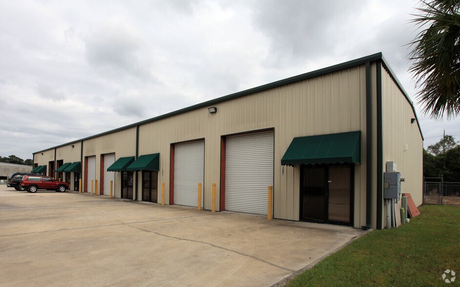 445 Tresca Rd, Jacksonville, FL à vendre - Photo de l’immeuble – Image 2 sur 2