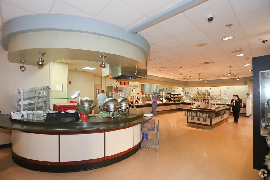 12255 DePaul Dr, Bridgeton, MO à louer - Photo intérieure – Image 3 sur 27