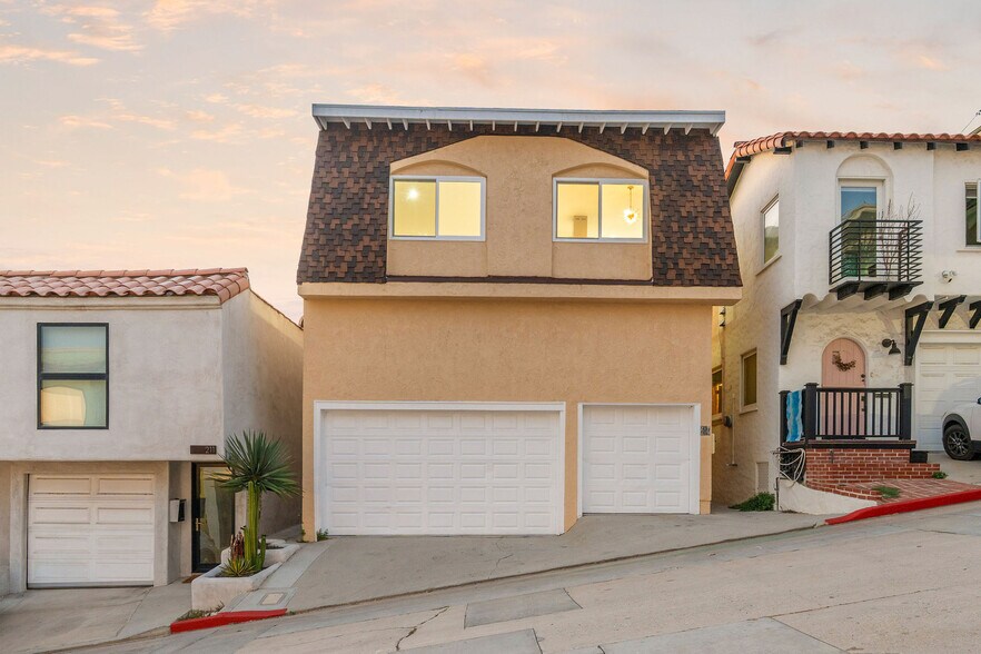 217 43rd St, Manhattan Beach, CA à vendre - Photo de l’immeuble – Image 2 sur 28