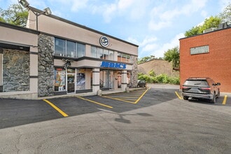 2357 Plainfield Rd, Crest Hill, IL à louer Photo intérieure– Image 2 sur 17