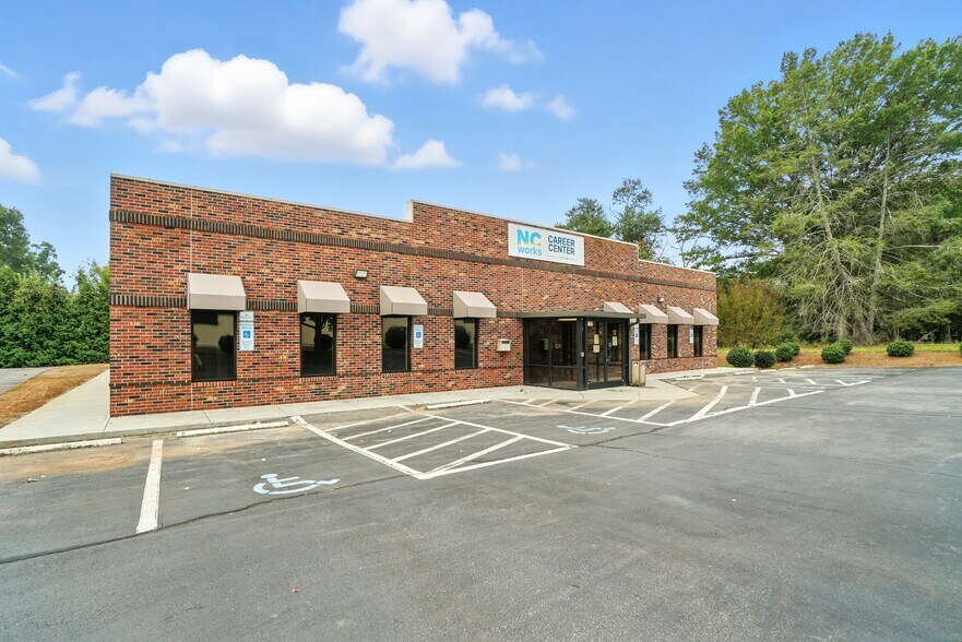 133 Island Ford Rd, Statesville, NC à louer - Photo de l’immeuble – Image 3 sur 22