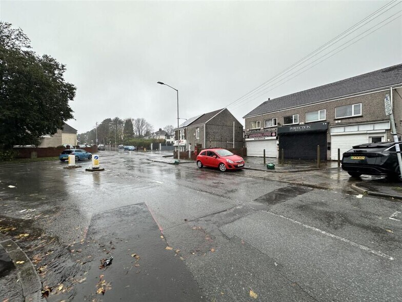 552 Middle Rd, Swansea à louer - Photo de l’immeuble – Image 3 sur 3