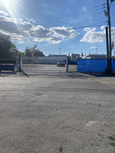 300 NW 79th St, Miami, FL à vendre - Photo principale – Image 1 sur 14