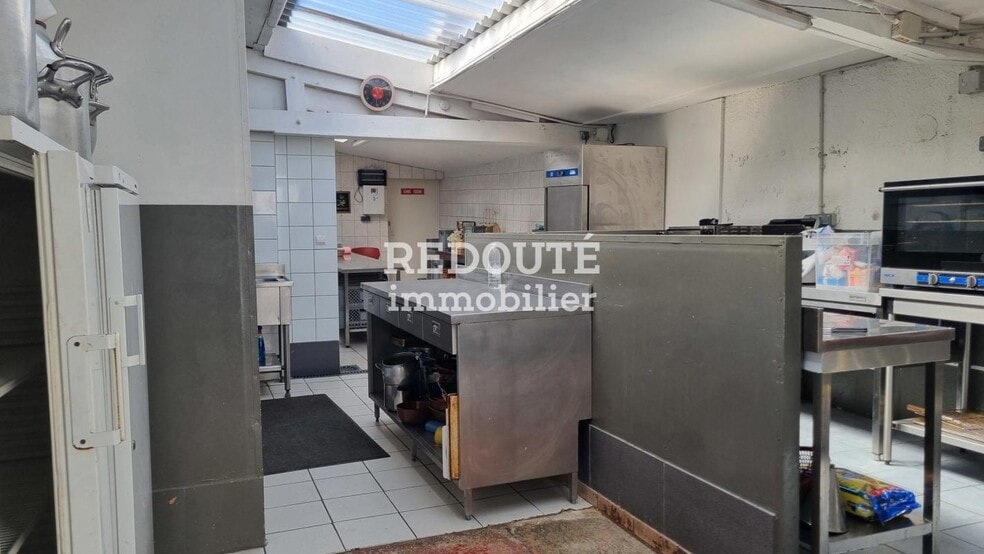 Local commercial dans Reims à vendre - Photo intérieure – Image 2 sur 19