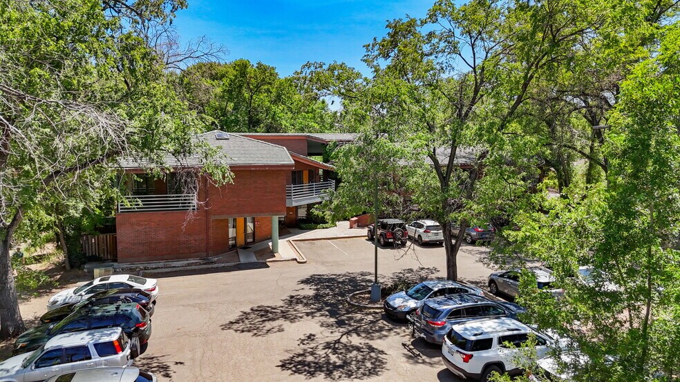 143 N McCormick St, Prescott, AZ à vendre - Photo de l’immeuble – Image 3 sur 12
