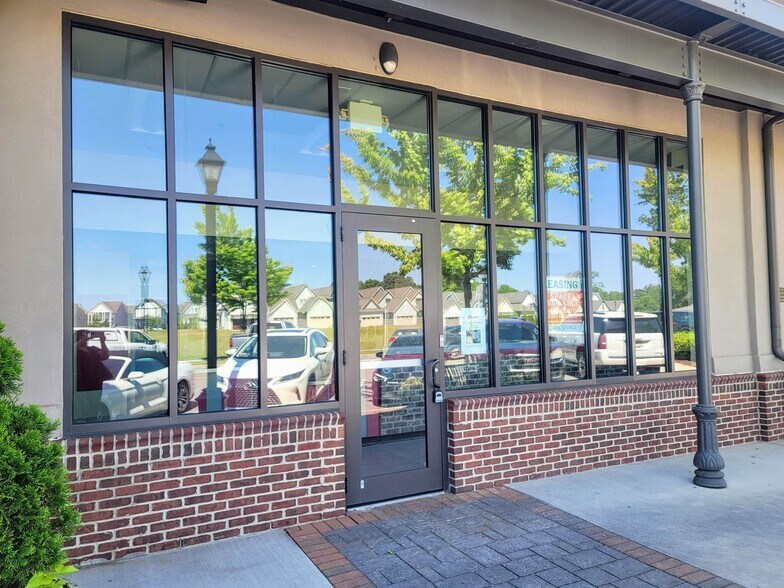 506 Mercantile Pl, Fort Mill, SC à louer - Photo de l’immeuble – Image 3 sur 7