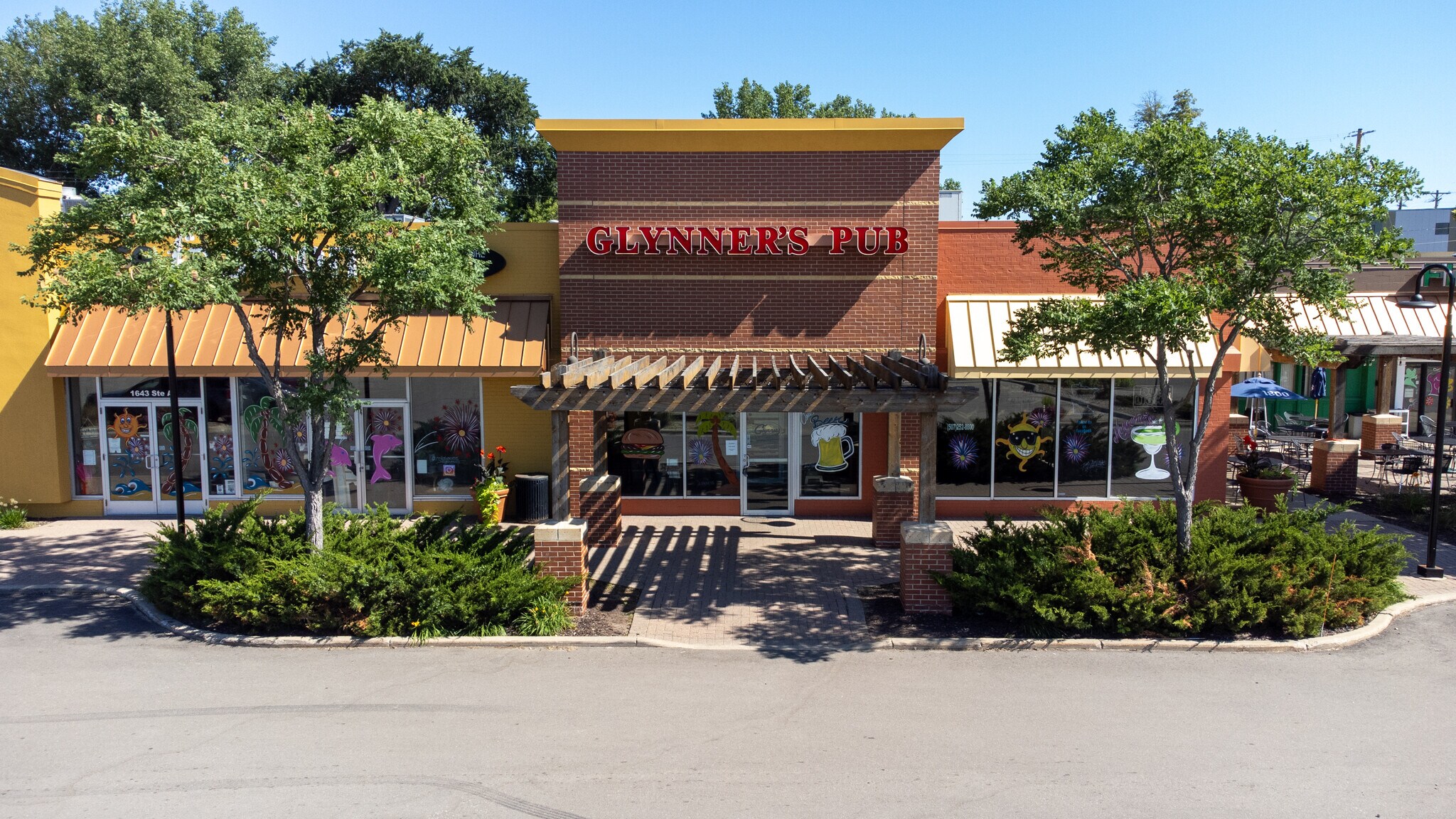 1593-1655 N Broadway, Rochester, MN à louer Photo de l’immeuble– Image 1 sur 20