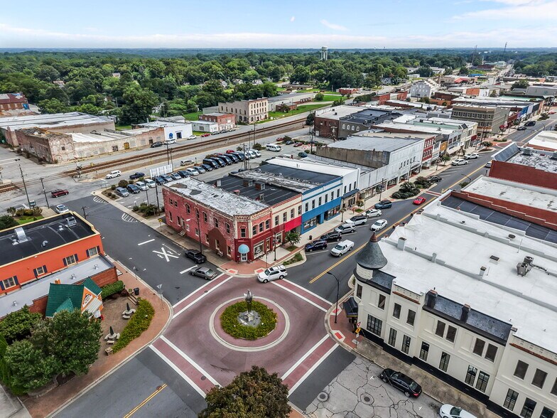220-222 S Scales St, Reidsville, NC à vendre - Photo de l’immeuble – Image 3 sur 47