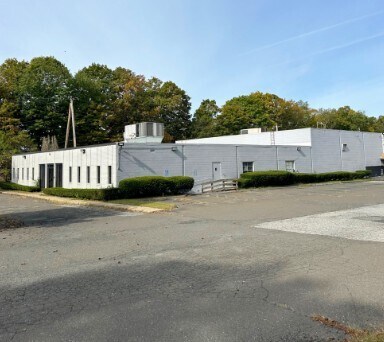 205 Spring Hill Rd, Trumbull, CT à louer - Photo de l’immeuble – Image 1 sur 4