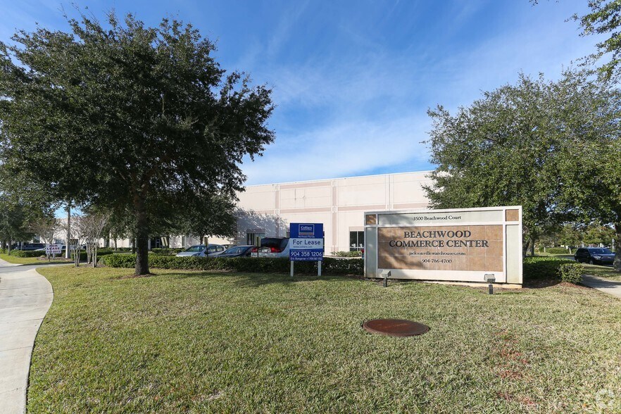 3500 Beachwood Ct, Jacksonville, FL à louer - Photo de l’immeuble – Image 2 sur 5