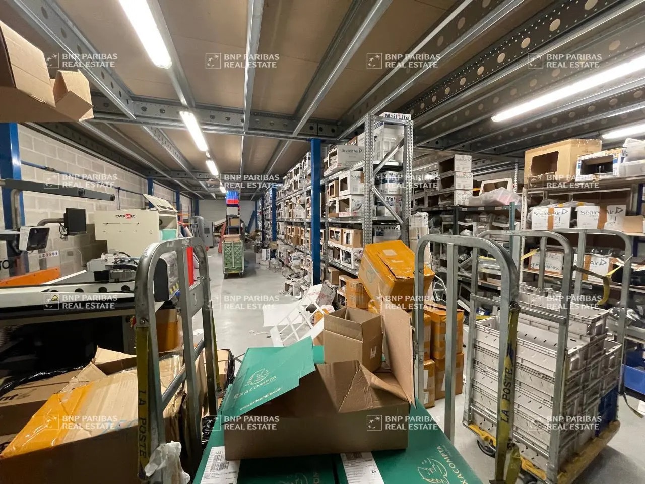 Local d'activités dans Bussy-Saint-Georges à vendre Photo intérieure– Image 1 sur 2