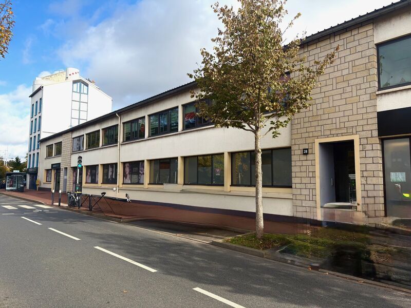 30 Rue Chapsal, Joinville-le-Pont à louer Photo de l’immeuble– Image 1 sur 12