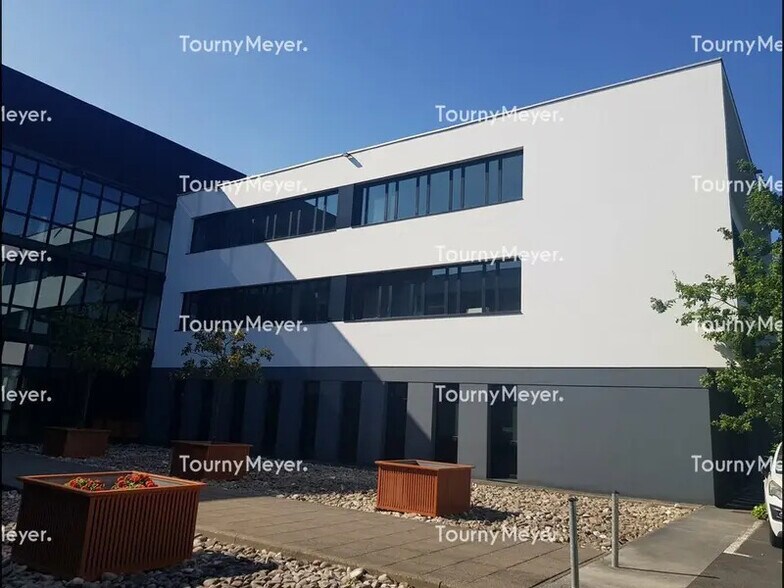 Bureau dans Rennes à louer - Photo de l’immeuble – Image 2 sur 7