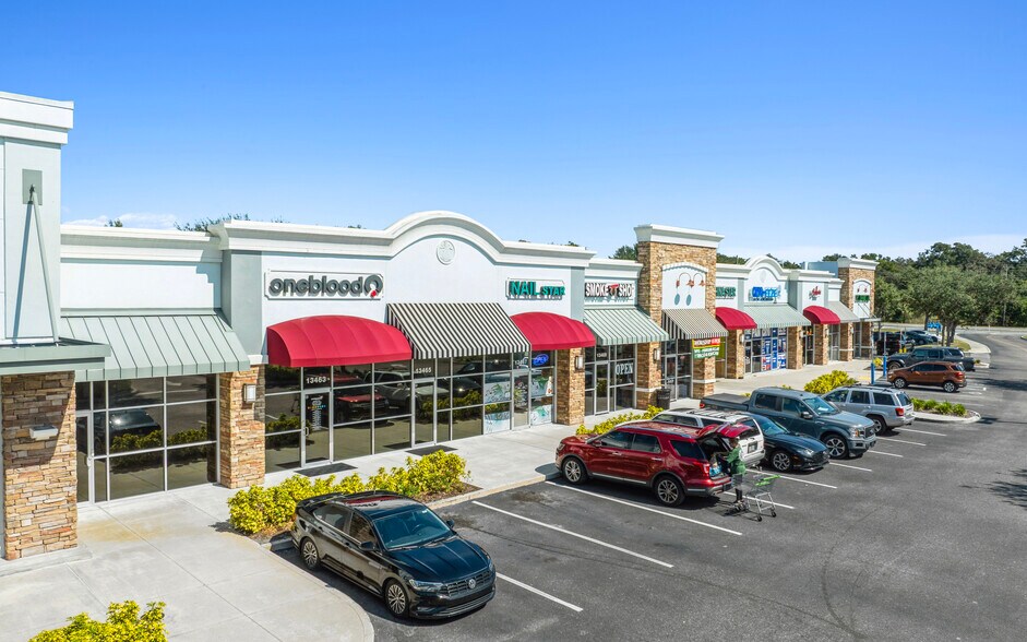 13455 County Line Rd, Spring Hill, FL à louer - Photo de l’immeuble – Image 2 sur 7