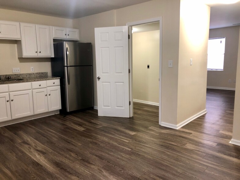 5 Sidbrook Ct, Durham, NC à vendre - Photo intérieure – Image 2 sur 8