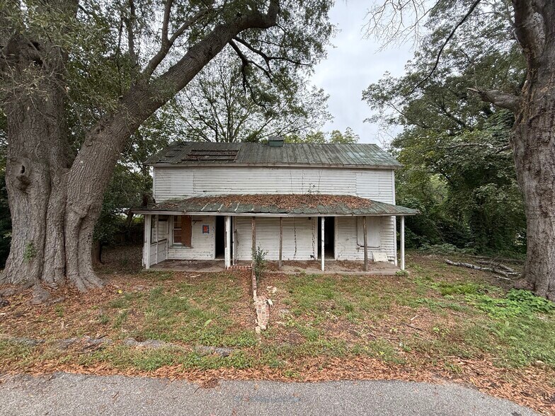 121 Saluda St, Cowpens, SC à vendre - Photo principale – Image 1 sur 1