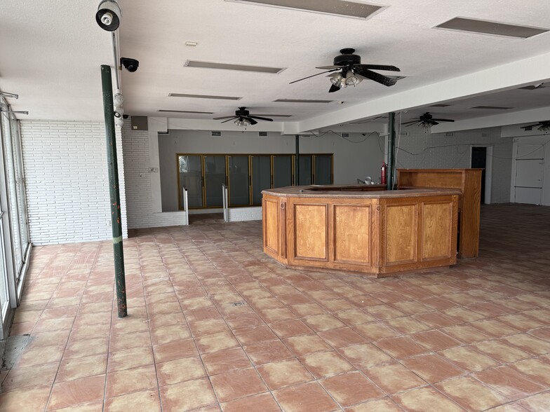 764 Boca Chica Blvd, Brownsville, TX à louer - Photo intérieure – Image 3 sur 5
